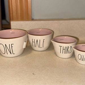 Rae Dunn pink inside measuring cups - yes